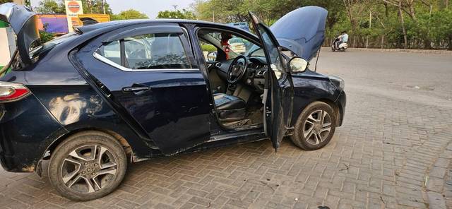 https://images10.gaadi.com/usedcar_image/4626431/original/processed_96d1e67d-192a-40e0-89b2-15d6571412e2.jpg?imwidth=6401