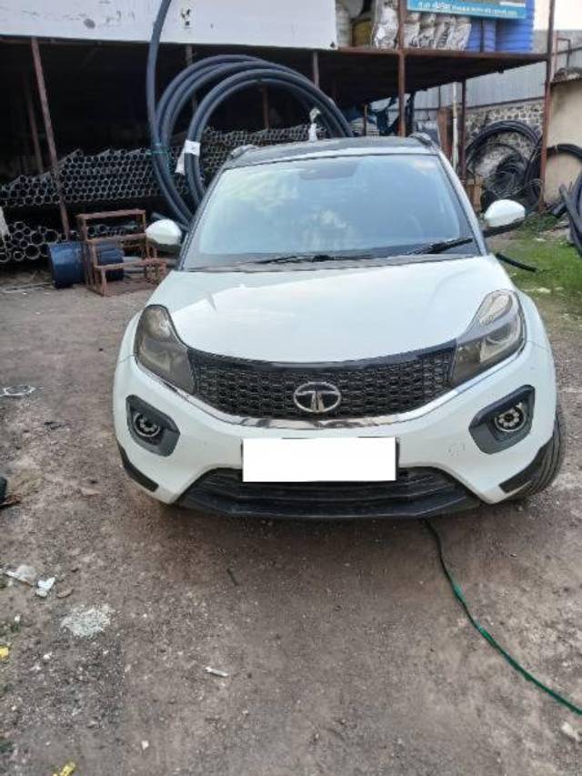 https://images10.gaadi.com/usedcar_image/4626433/original/processed_ac9999ed-c214-4d6f-8334-574caf75ffbd.jpg?imwidth=6402