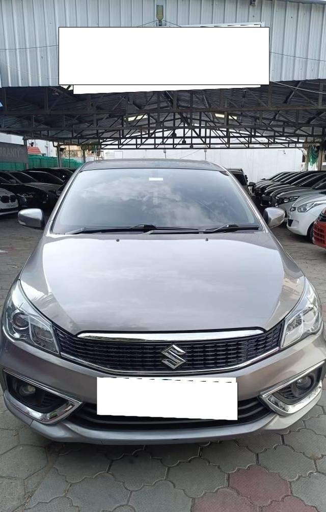 https://images10.gaadi.com/usedcar_image/4626438/original/processed_8659eb006f58e3f891ad46acdbc1fb13.jpg?imwidth=6402