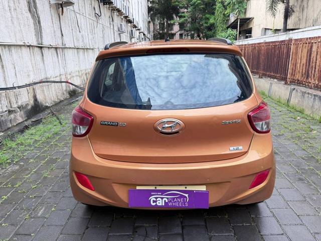 https://images10.gaadi.com/usedcar_image/4626449/original/processed_2595e6ababbb117d35d095d25ba50a0a.jpg?imwidth=6401