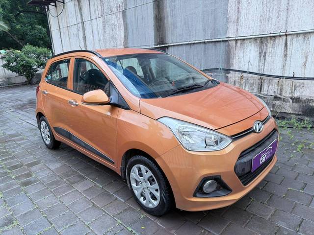 https://images10.gaadi.com/usedcar_image/4626449/original/processed_b454bed1642d65871efe848b9f7583fc.jpg?imwidth=6400