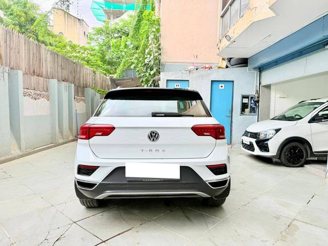 https://images10.gaadi.com/usedcar_image/4626453/original/processed_1d4e6d9d60efe12213695d9ef9ed1fbe.jpg?imwidth=6401