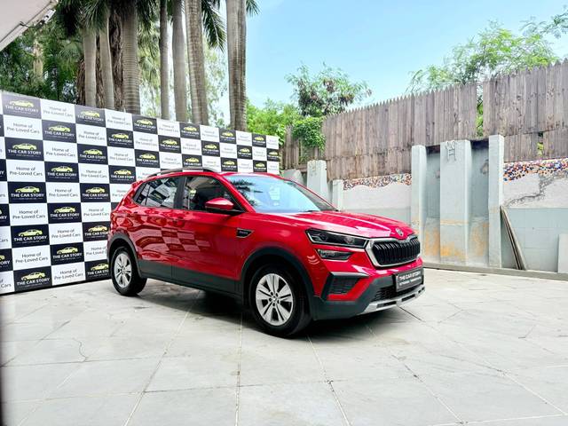 https://images10.gaadi.com/usedcar_image/4626456/original/processed_bb1b4d3d5102539c10a515d36008fcd7.jpg?imwidth=6400