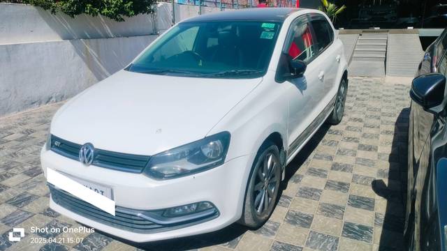 https://images10.gaadi.com/usedcar_image/4626457/original/processed_57bc40db5120b5c600ce82cc28ffc9bf.jpg?imwidth=6402