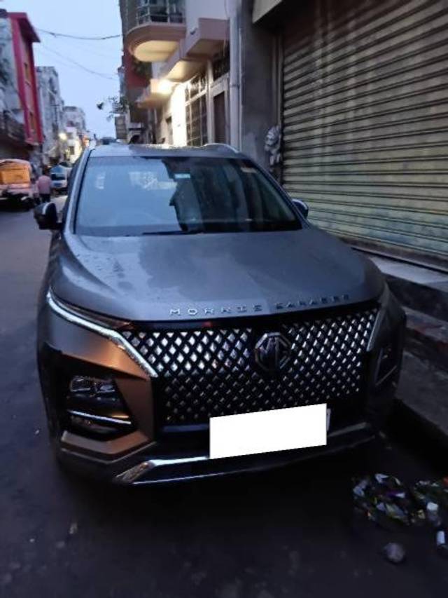 https://images10.gaadi.com/usedcar_image/4626469/original/processed_3a6d98ea-4062-4f35-ab4b-f946c0708647.jpg?imwidth=6400