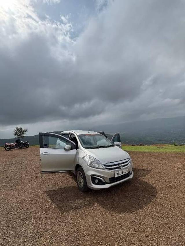 https://images10.gaadi.com/usedcar_image/4626473/original/processed_e967cdd1-5853-4d1c-ab2c-b4e4925d9e0b.jpg?imwidth=6400