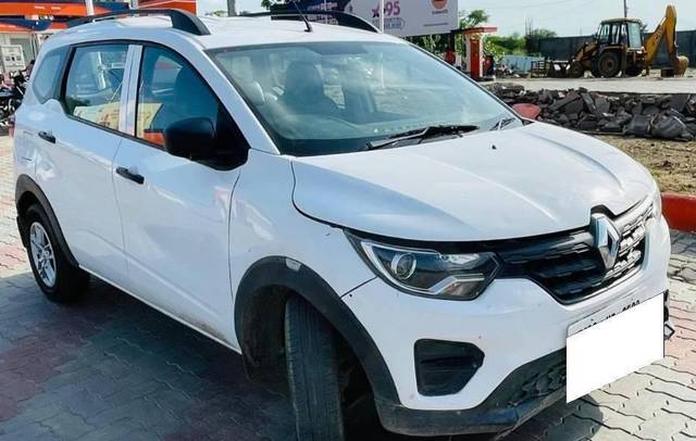 https://images10.gaadi.com/usedcar_image/4626493/original/processed_processed_cd5e0808-163d-46d2-a9c6-7733dc78bbdc.jpg?imwidth=6400