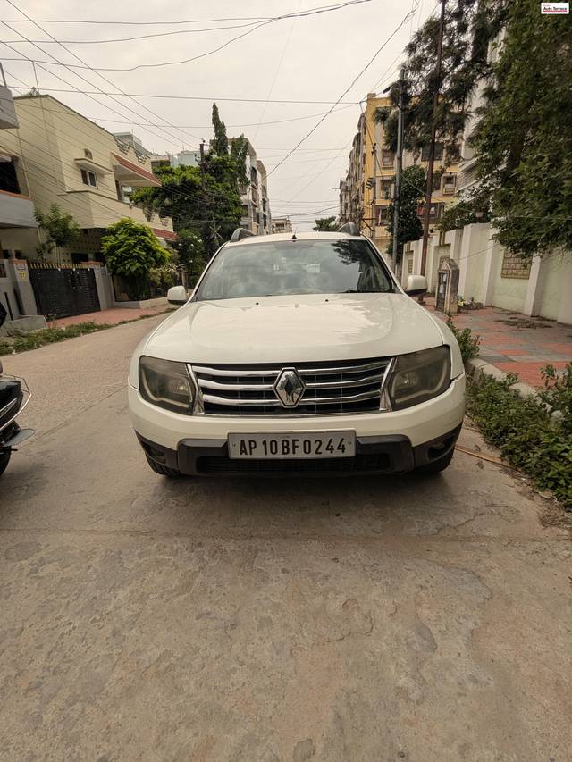 https://images10.gaadi.com/usedcar_image/4626547/original/b3311bc6b0f6b1e6921ef78ab0d2c5e0.jpg?imwidth=6400