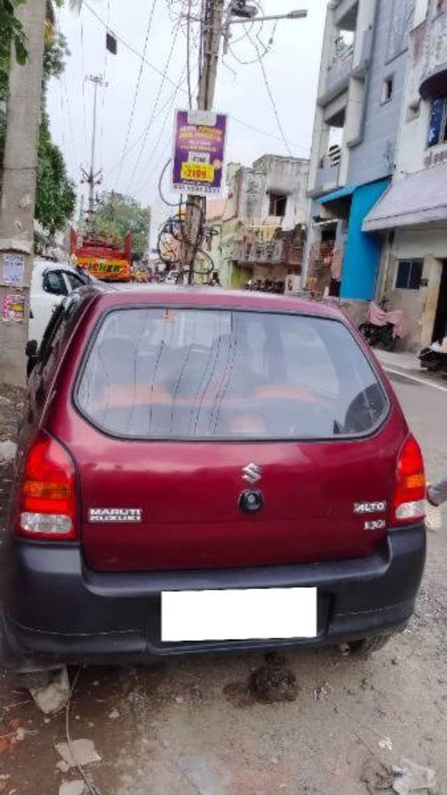 https://images10.gaadi.com/usedcar_image/4626560/original/processed_c60db9eb-897f-4c98-887a-dd0dd77e7813.jpg?imwidth=6401