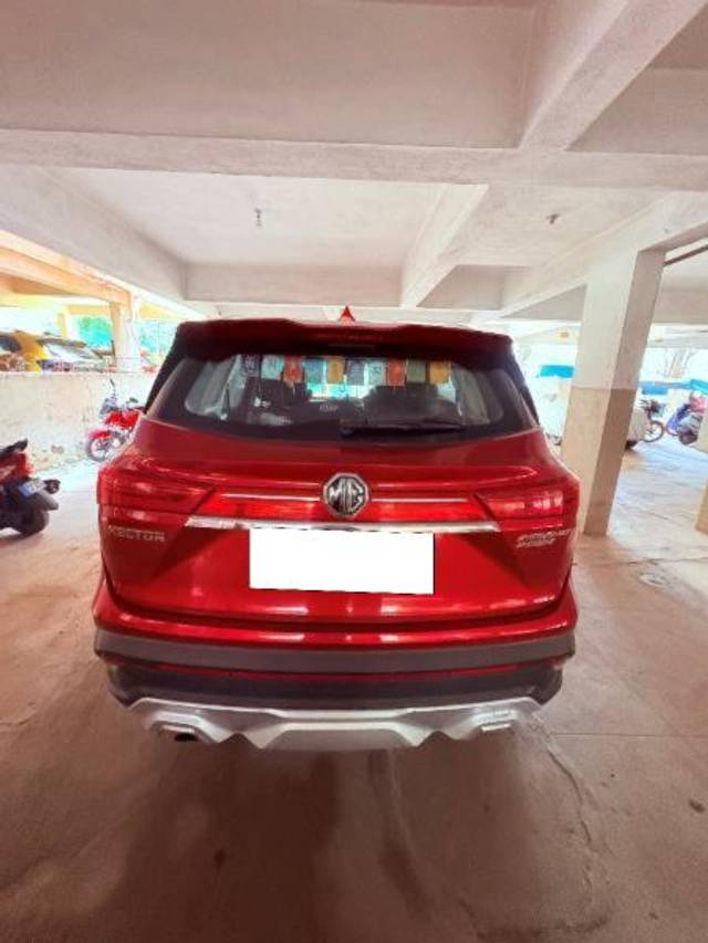 https://images10.gaadi.com/usedcar_image/4626567/original/processed_6ab397b2-1b91-4157-90ce-12bc119b3a6c.jpg?imwidth=6400