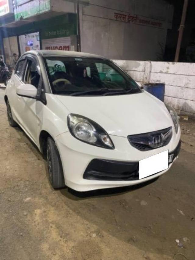 https://images10.gaadi.com/usedcar_image/4626577/original/processed_1db7542d-e87a-4a53-873e-fb5e5f4aab6f.jpeg?imwidth=6400