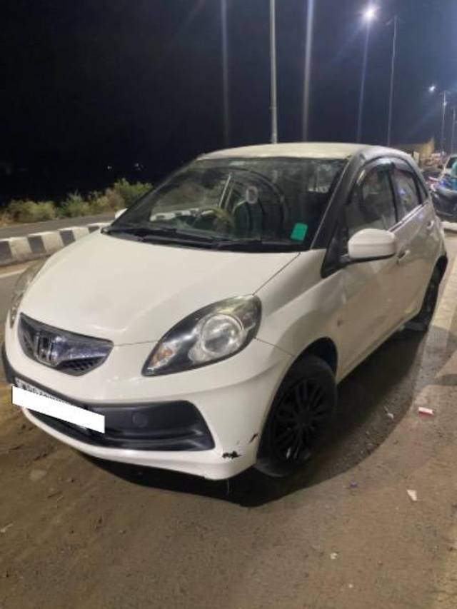 https://images10.gaadi.com/usedcar_image/4626577/original/processed_716e13d5-7bdc-4b2a-84ef-e184774d1d14.jpeg?imwidth=6402