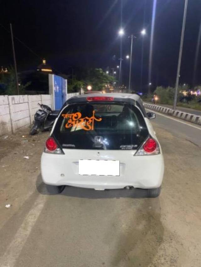 https://images10.gaadi.com/usedcar_image/4626577/original/processed_c10dde04-e1b6-429d-bc65-d92c189b1c64.jpeg?imwidth=6401