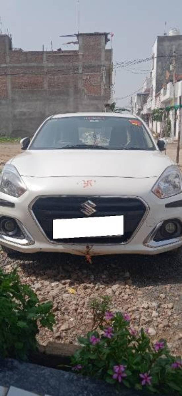https://images10.gaadi.com/usedcar_image/4626582/original/processed_b861c01a-c2e3-4548-9550-4e96aaf1d6ad.jpg?imwidth=6400
