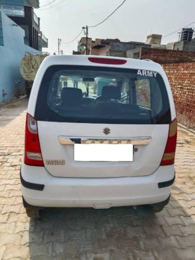 https://images10.gaadi.com/usedcar_image/4626590/original/processed_c72e819d-769e-4e0a-b780-2dbff105181b.jpg?imwidth=6401