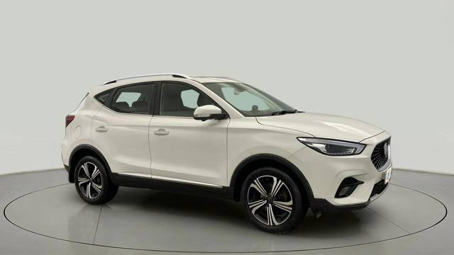 https://images10.gaadi.com/usedcar_image/4626645/original/e8dd9998fd8ac855255cd62eeac5d6b8.jpg?imwidth=6400