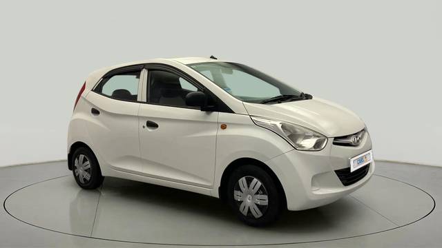 https://images10.gaadi.com/usedcar_image/4626686/original/d5d8ce0a2576260d772ea61710f01736.jpg?imwidth=6400