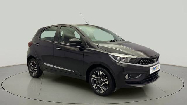 https://images10.gaadi.com/usedcar_image/4626687/original/1069f5eea19f230760c5c2ba988fb309.jpg?imwidth=6400
