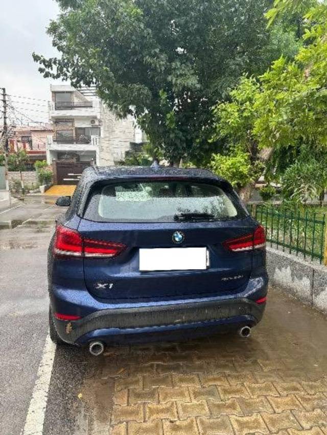 https://images10.gaadi.com/usedcar_image/4626700/original/processed_f1eb3775-d10c-4e37-8329-5a099d570a66.jpeg?imwidth=6402