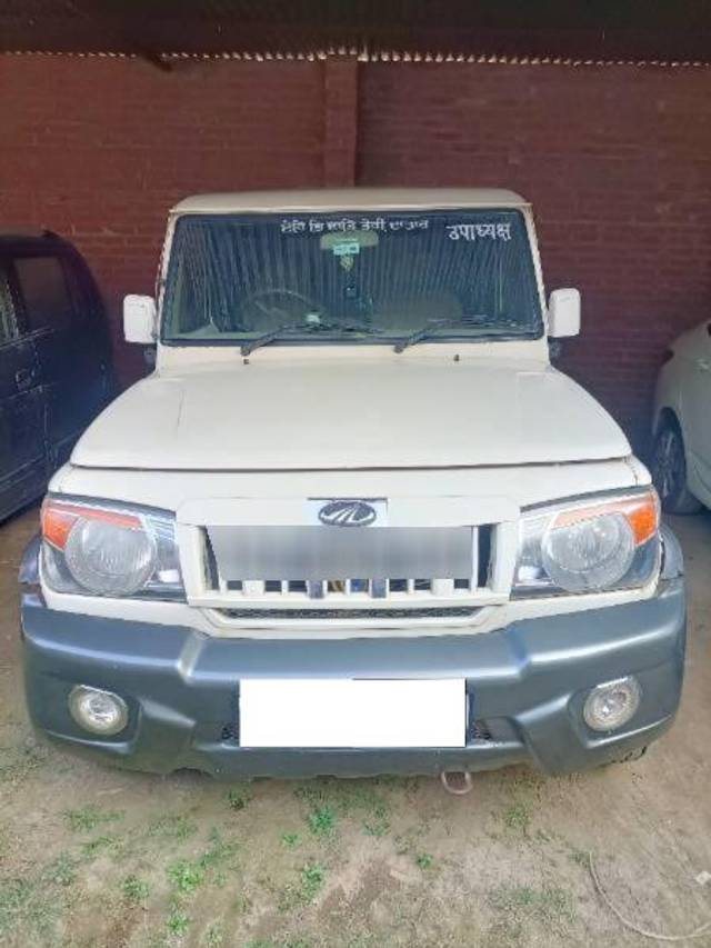 https://images10.gaadi.com/usedcar_image/4626703/original/processed_48841847-531d-4542-8ef9-d1f4f42d46fb.jpg?imwidth=6400
