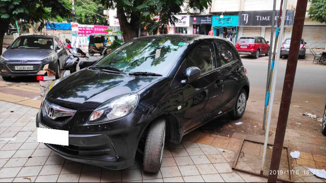 https://images10.gaadi.com/usedcar_image/4626705/original/processed_9e167ea8-2106-45f5-be4a-7fb42724718b.png?imwidth=6401