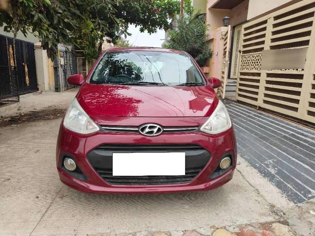 https://images10.gaadi.com/usedcar_image/4626714/original/processed_f3f2dcae-4768-4940-aacb-cfbf6bb5b51f.jpg?imwidth=6400