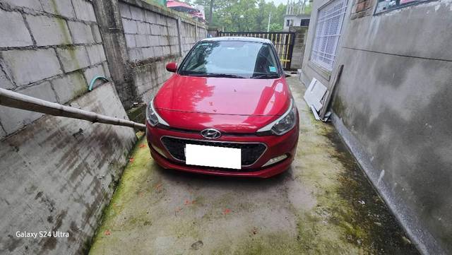 https://images10.gaadi.com/usedcar_image/4626807/original/processed_d0b8b7c7-69a5-46f2-9703-ec9824a3a0a0.jpg?imwidth=6400
