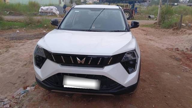 https://images10.gaadi.com/usedcar_image/4626849/original/processed_processed_26e1250d-2c08-44d3-829f-8b3d2fb55460.jpg?imwidth=6400