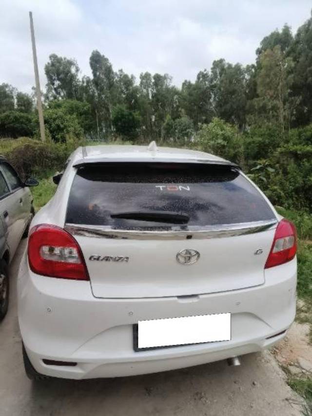 https://images10.gaadi.com/usedcar_image/4626867/original/processed_a4c3efa9-179d-4ff6-b6ba-ee0028ab289c.jpg?imwidth=6401