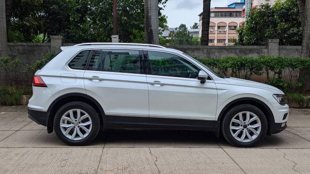https://images10.gaadi.com/usedcar_image/4626870/original/processed_a1c8d55c-574d-4340-bb65-163e2a95c5b0.jpg?imwidth=6401