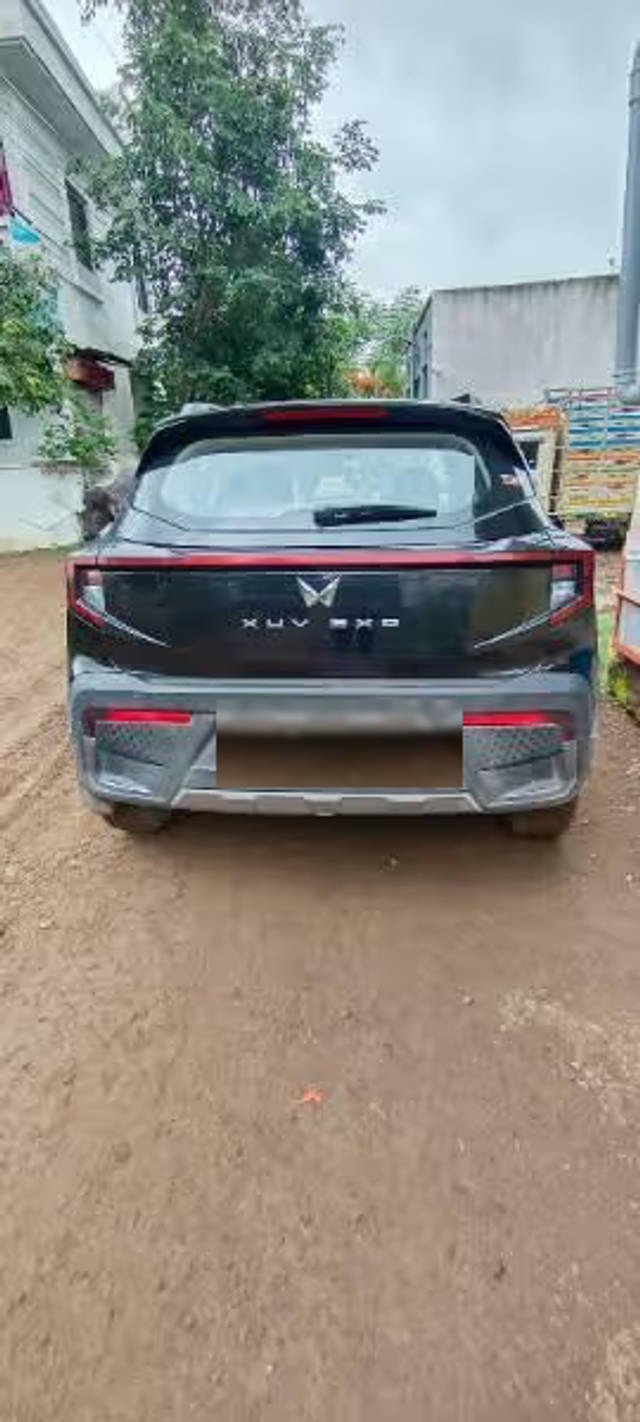 https://images10.gaadi.com/usedcar_image/4626925/original/039d8665-e738-41ab-b588-460445695fff.png?imwidth=6400