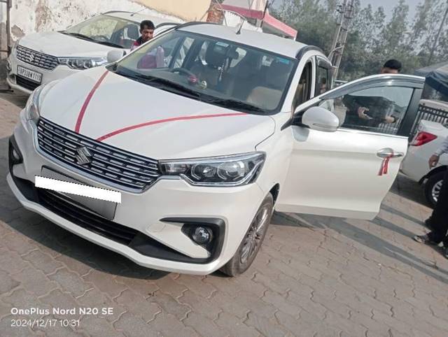 https://images10.gaadi.com/usedcar_image/4626935/original/processed_9fc400ab-64f3-4dcb-9faa-f3dcaeb41bab.jpg?imwidth=6400