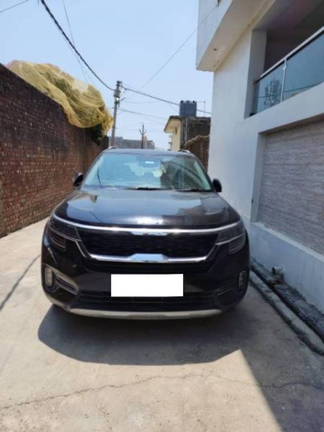 https://images10.gaadi.com/usedcar_image/4626967/original/processed_f4133d70-4242-4010-964a-969e9c8f513c.jpg?imwidth=6400