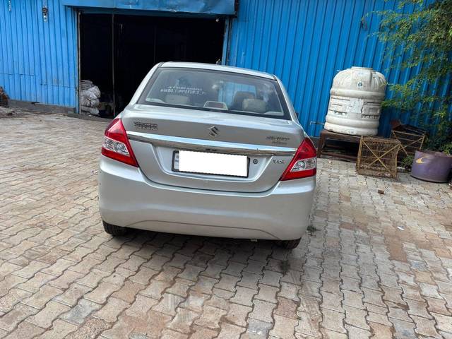 https://images10.gaadi.com/usedcar_image/4626982/original/processed_6647a939-6eef-4cab-b767-260c5e7c20d3.jpg?imwidth=6400