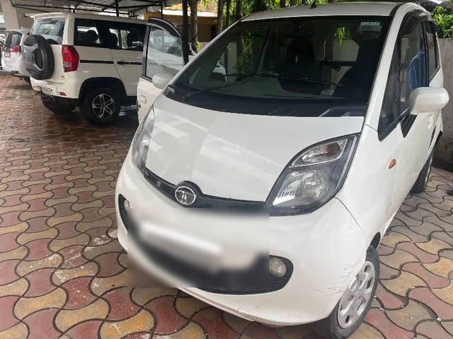 https://images10.gaadi.com/usedcar_image/4626996/original/0e62be7b-4952-4ca4-9d78-b21ce19a8472.png?imwidth=6400