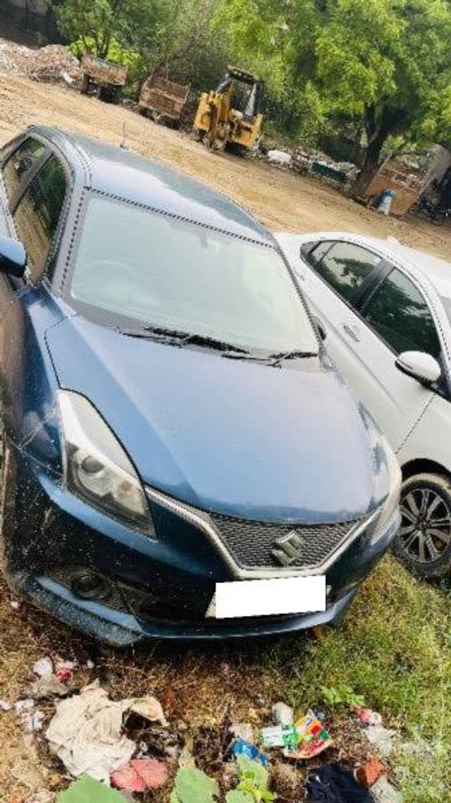 https://images10.gaadi.com/usedcar_image/4627016/original/processed_e24b6a5a-ddab-4c04-8f74-80bd8f856bdd.jpeg?imwidth=6400