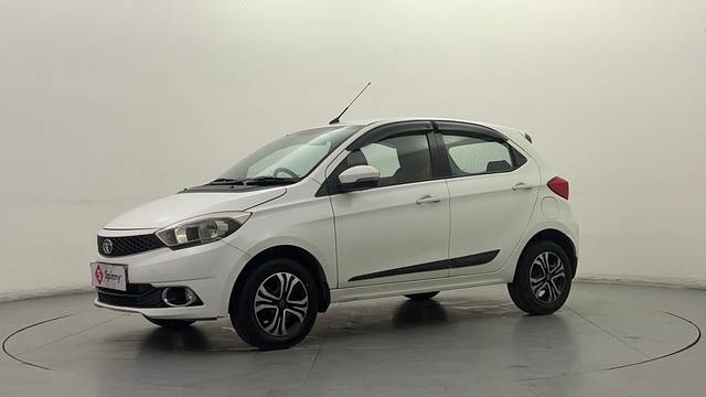 https://images10.gaadi.com/usedcar_image/4627088/original/45644651de515d0ce617a97f7df84e0f.JPG?imwidth=6400