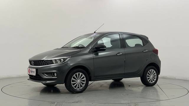 https://images10.gaadi.com/usedcar_image/4627091/original/d335afbd1dd63944e6b84a46ae497f6c.JPG?imwidth=6400