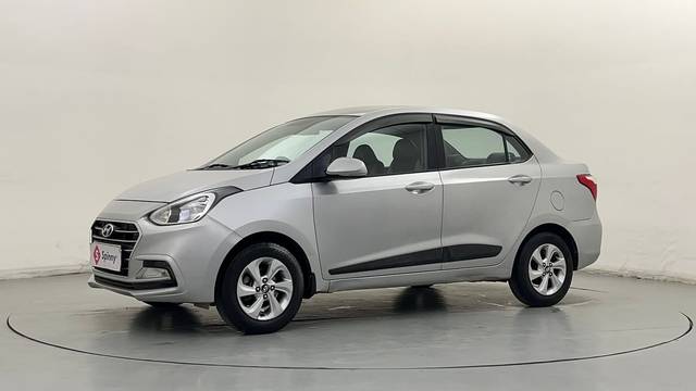 https://images10.gaadi.com/usedcar_image/4627106/original/db685c6ef28475dc3ddbfbf080fdf1a0.JPG?imwidth=6400