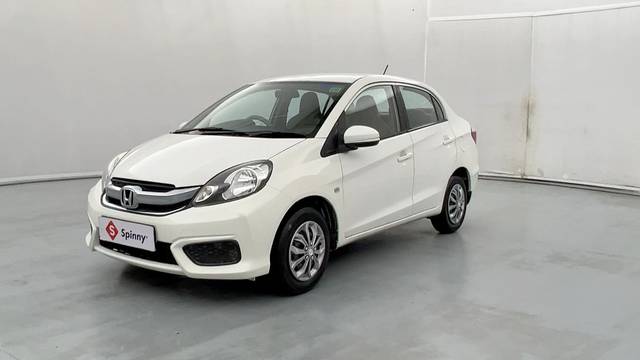 https://images10.gaadi.com/usedcar_image/4627120/original/dd3383ecbb19a465e077b7e44f904a0b.JPG?imwidth=6400