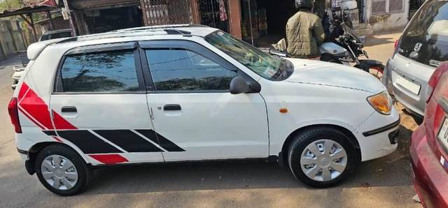 https://images10.gaadi.com/usedcar_image/4627129/original/processed_43671eb7-06bf-4942-91c9-75e411537341.jpg?imwidth=6401