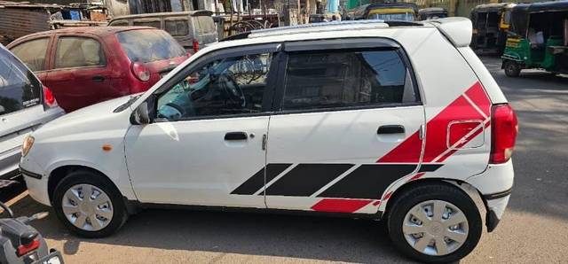 https://images10.gaadi.com/usedcar_image/4627129/original/processed_953fdc90-7566-45a4-a6cd-f58f2dbf6ec9.jpg?imwidth=6402