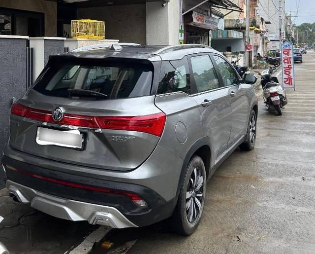 https://images10.gaadi.com/usedcar_image/4627194/original/processed_74f7e3a2-dc6f-47e4-921f-d83e648339e1.jpeg?imwidth=6402