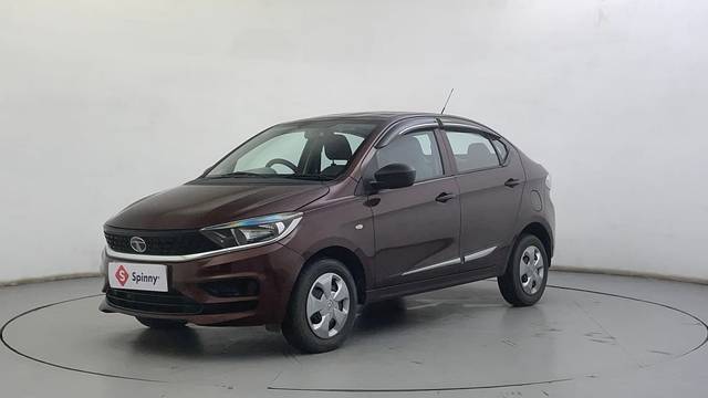 https://images10.gaadi.com/usedcar_image/4627201/original/cd24103eec2eb0c993c32268119af8fa.JPG?imwidth=6400