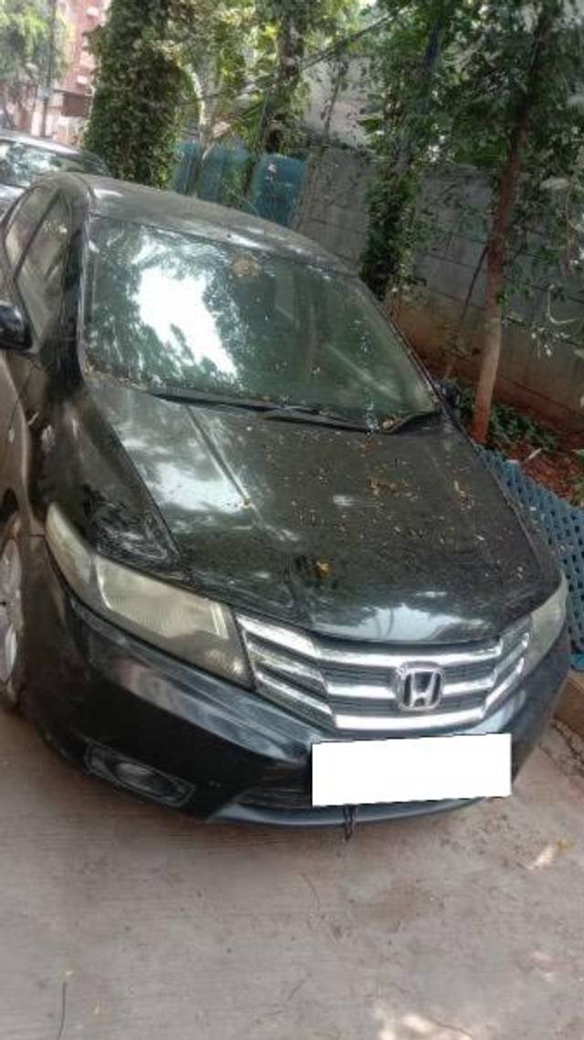 https://images10.gaadi.com/usedcar_image/4627209/original/processed_dfcf405d-8c2e-494e-8a4e-7820cd5fe0c0.jpeg?imwidth=6400