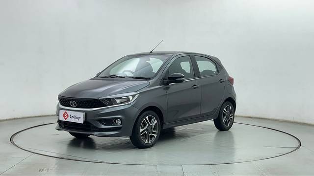 https://images10.gaadi.com/usedcar_image/4627216/original/1472772e3c2c7d168c7f30467a75d0dd.JPG?imwidth=6400
