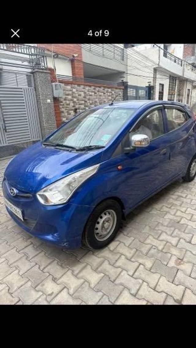 https://images10.gaadi.com/usedcar_image/4627219/original/processed_9c4f83ab-2de8-4876-ae69-f1f5c2eff3a2.jpeg?imwidth=6402