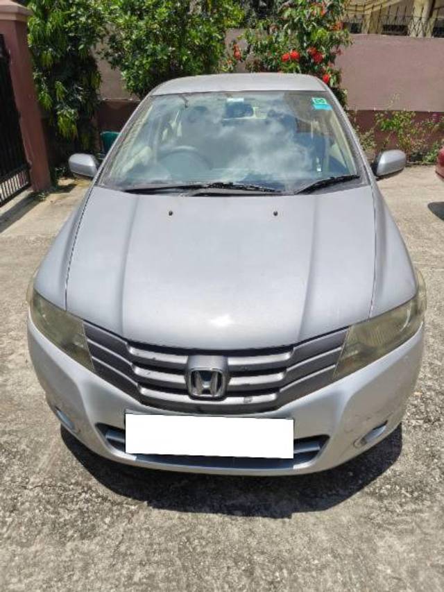 https://images10.gaadi.com/usedcar_image/4627260/original/processed_a73cb9dc-c4a6-46e1-b210-2c1e050133bf.jpg?imwidth=6400