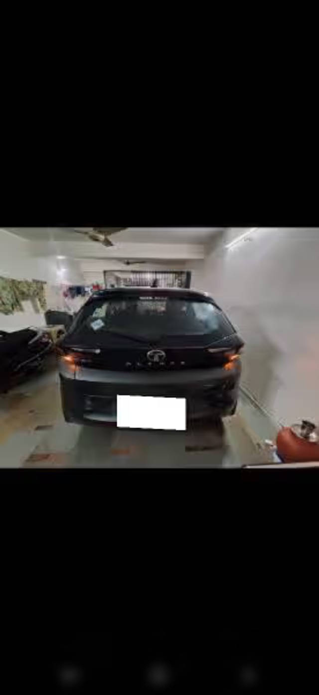 https://images10.gaadi.com/usedcar_image/4627276/original/8c14c3ec-93af-40a0-8321-5a117e64103a.png?imwidth=6401
