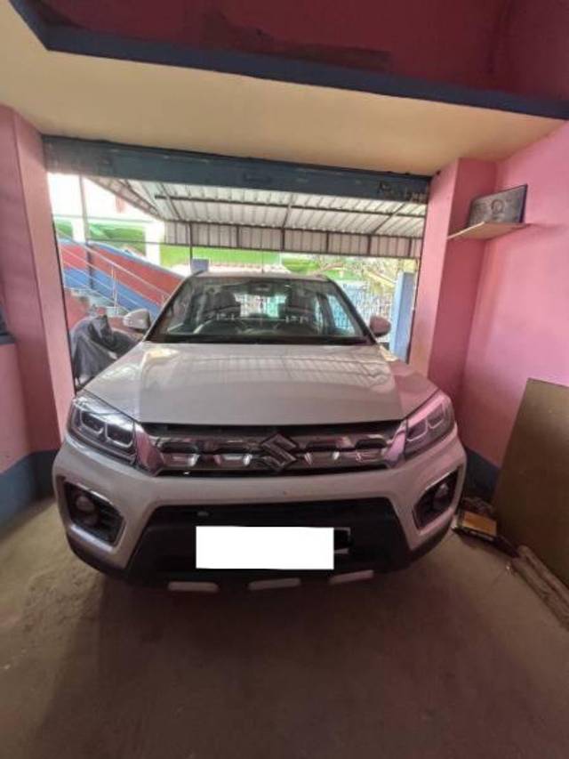 https://images10.gaadi.com/usedcar_image/4627304/original/processed_556f4706-c117-44a7-ade9-cf42f8427505.jpg?imwidth=6401
